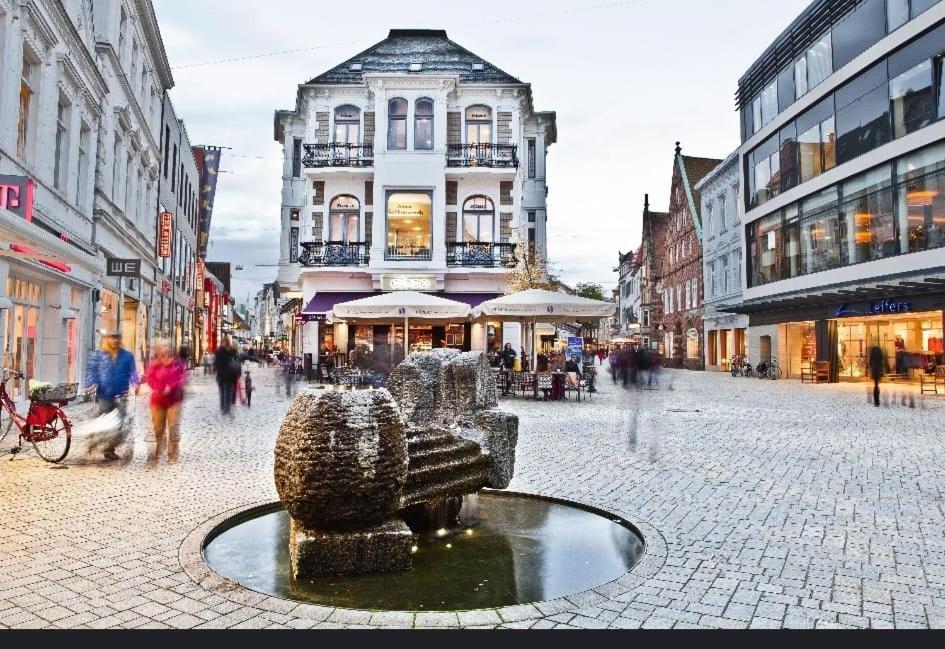 Hafenperle Ferienwohnung Am Alten Stadthafen In Oldenburg - Zentrale City Lage Extérieur photo